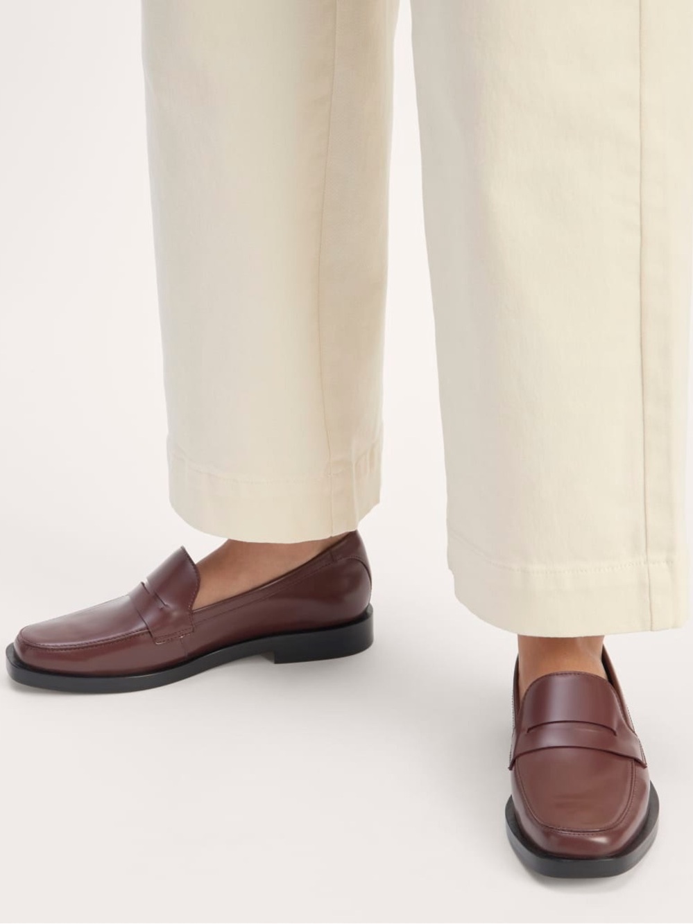 Everlane Women’s Leather The Penny Loafer in Dark Mahogany